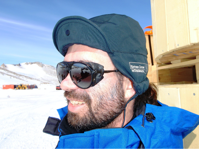 Professor Lars Smedsrud